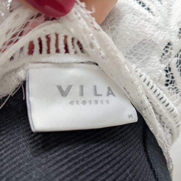 Lace White Blouse Size M - Picture 4 of 4